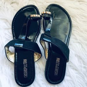 Cosmopolitan Studded toe Sandals
